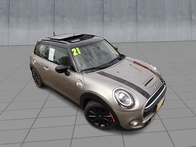 Used 2021 MINI Cooper S w/ 6.5" Touchscreen Package FWD image 2