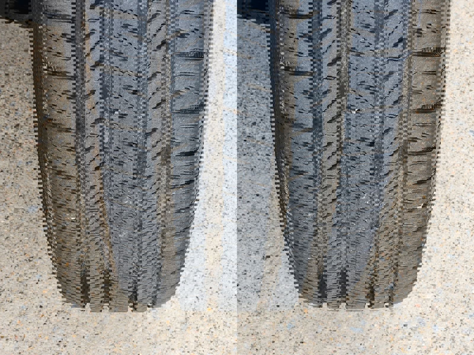 Used 2025 Jeep Wrangler Sahara w/ Safety Group image 21