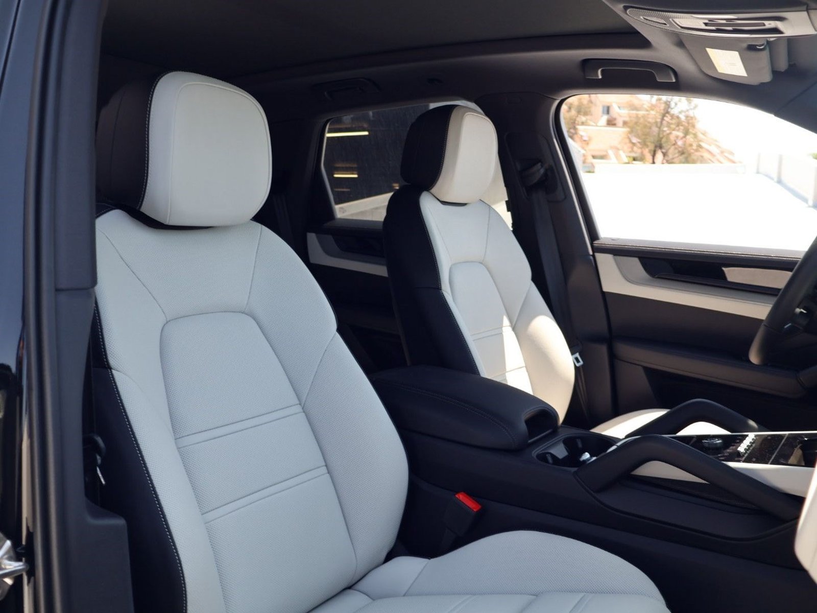 New 2026 Porsche Cayenne AWD/4WD image 24