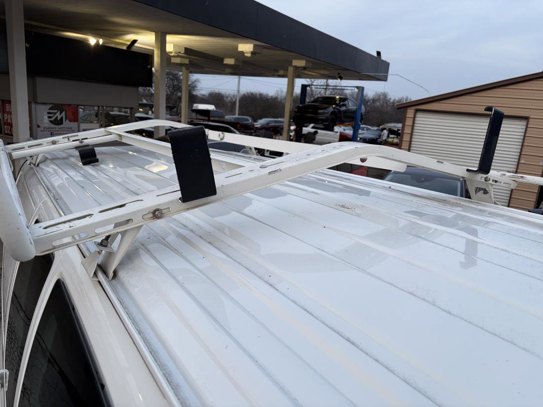 Used 2017 Chevrolet Express 2500 image 13