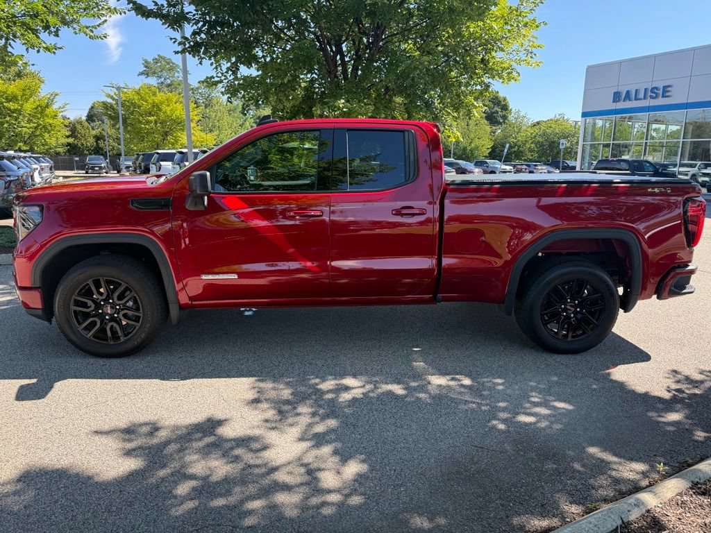 Used 2024 GMC Sierra 1500 Elevation AWD/4WD image 2