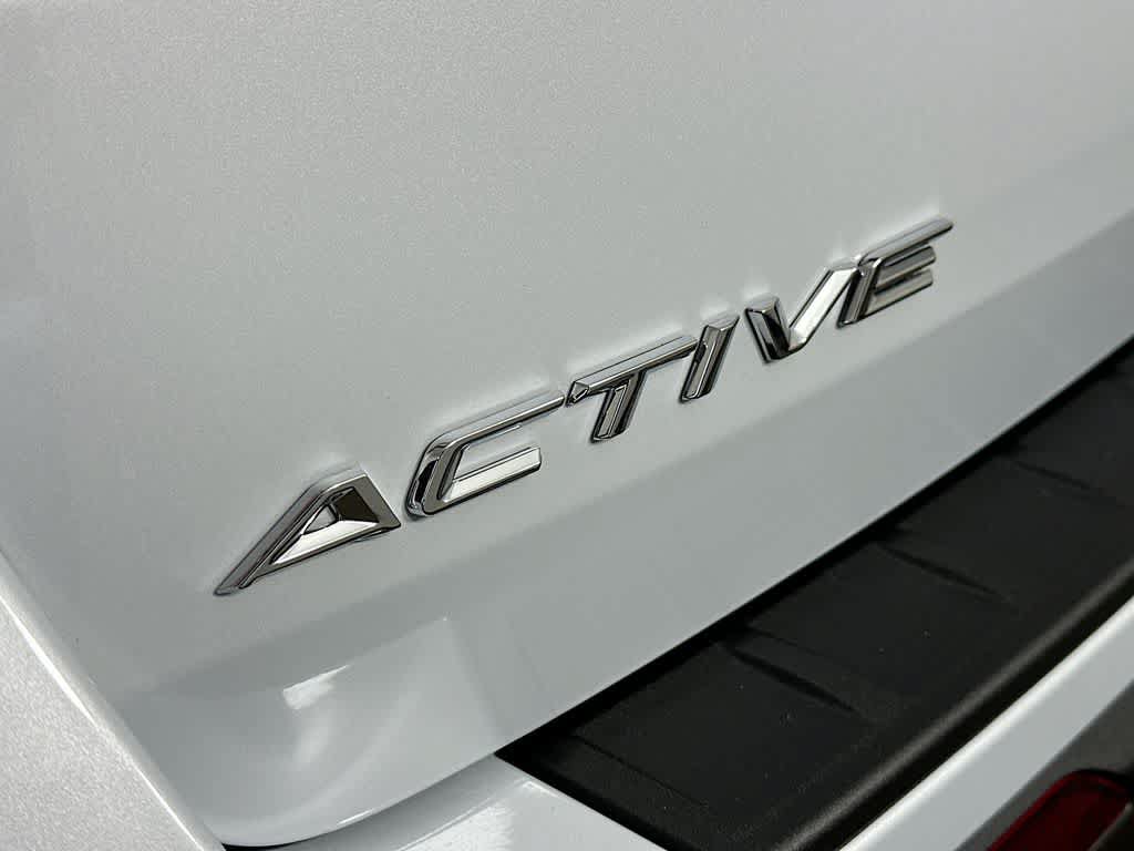 New 2026 Ford Explorer Active RWD image 7
