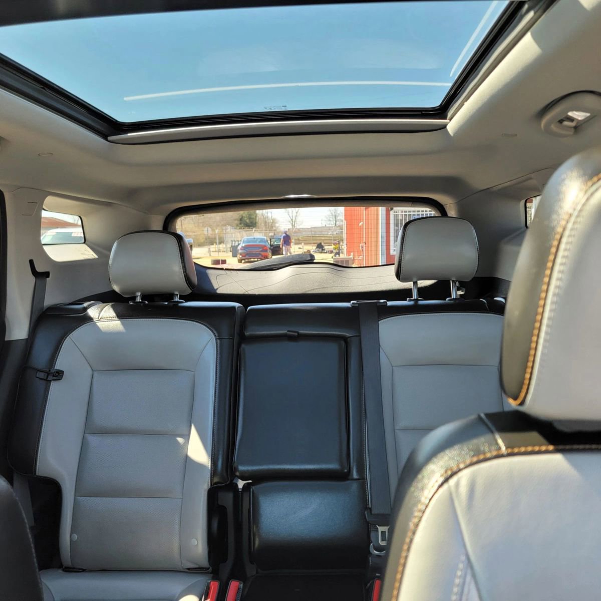 Used 2021 GMC Terrain SLT image 17