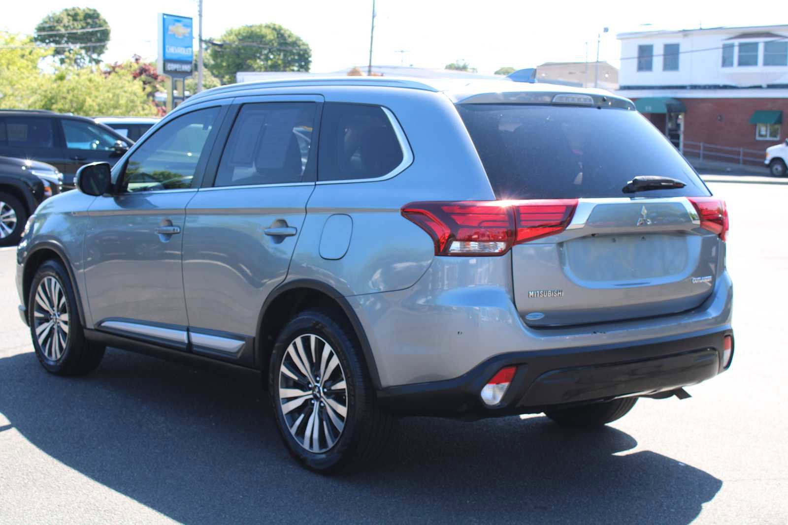 Used 2019 Mitsubishi Outlander ES AWD/4WD image 5
