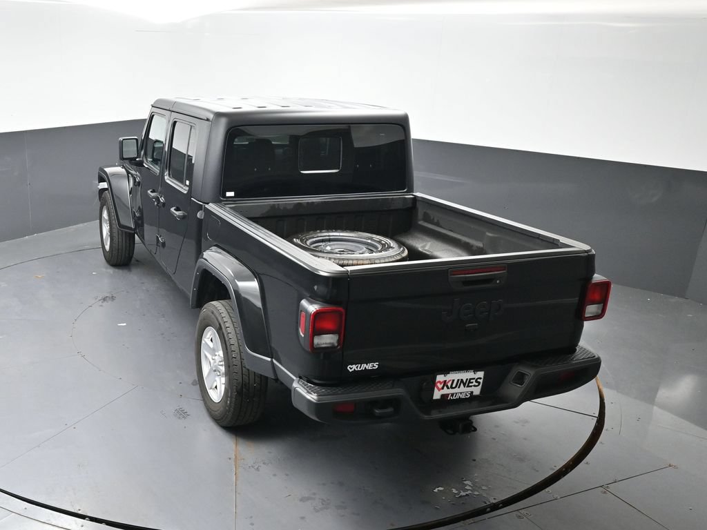 Used 2023 Jeep Gladiator Sport AWD/4WD image 46