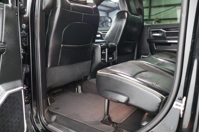 Used 2019 RAM 2500 Laramie w/ Black Appearance Package AWD/4WD image 64