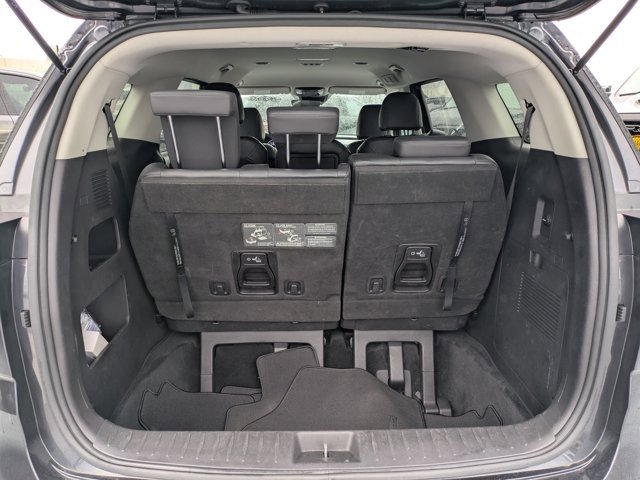 Used 2022 Kia Carnival LX image 11