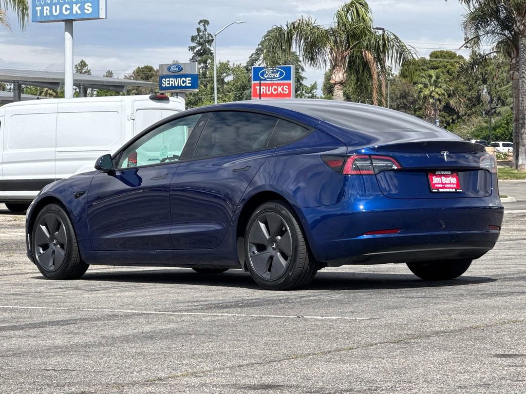 Used 2022 Tesla Model 3 RWD image 5