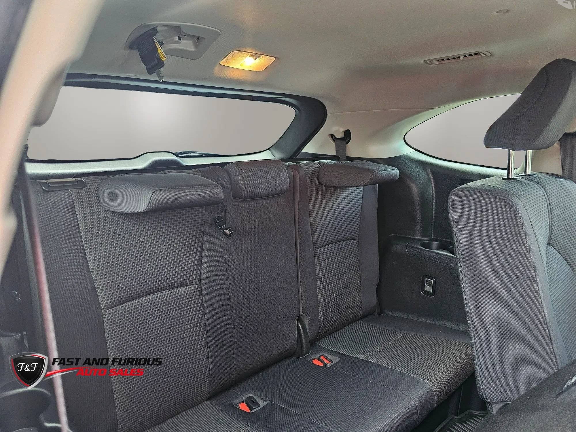 Used 2020 Toyota Highlander L AWD/4WD image 13
