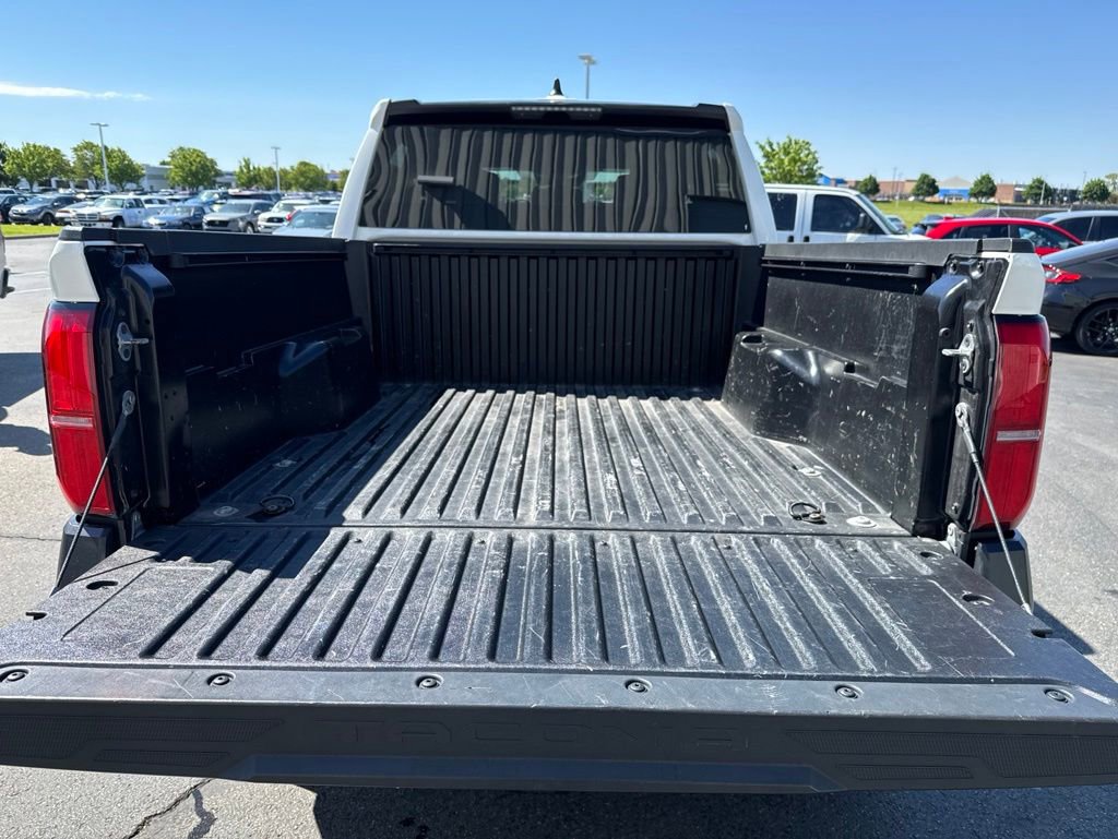 Used 2024 Toyota Tacoma SR AWD/4WD image 34