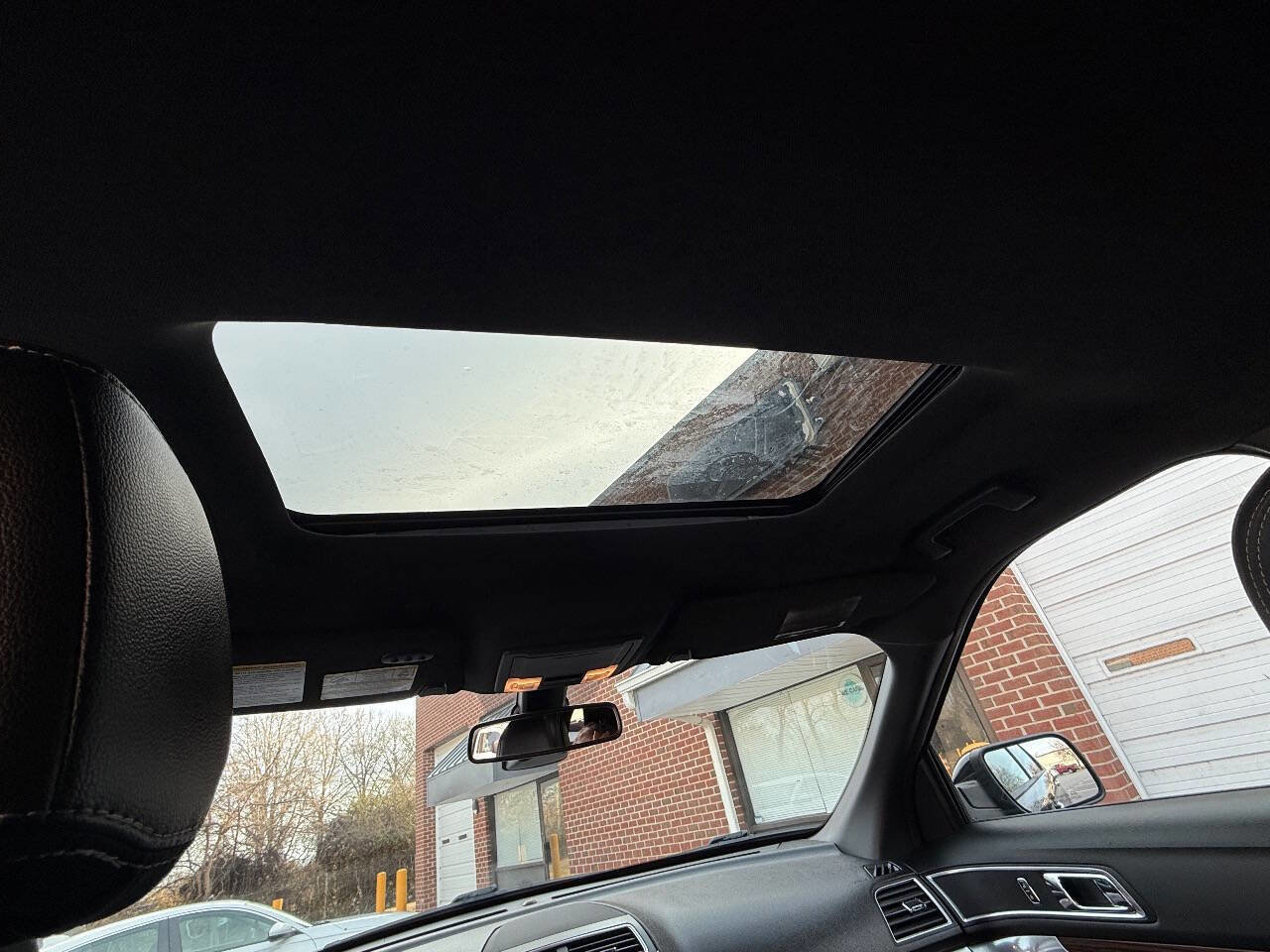 Used 2017 Ford Explorer Limited w/ Equipment Group 301A image 17