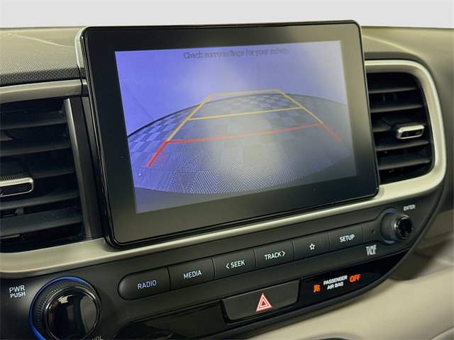 Used 2022 Hyundai Venue SEL image 23