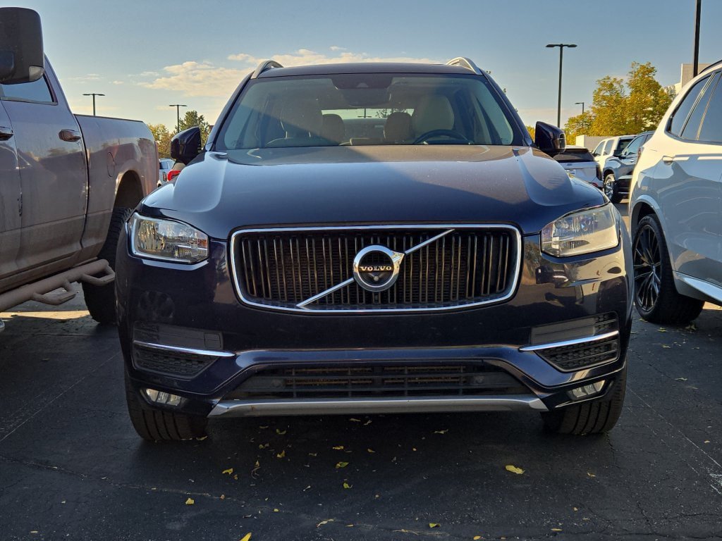 Used 2016 Volvo XC90 T6 Momentum AWD/4WD image 2
