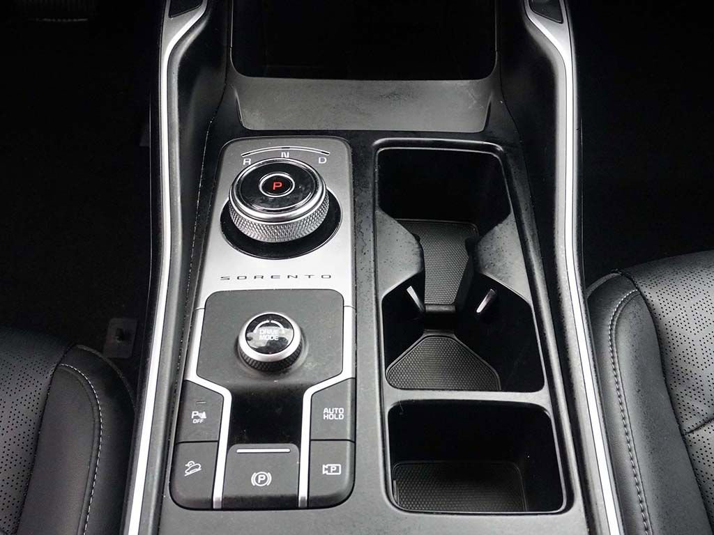Used 2022 Kia Sorento S FWD image 54