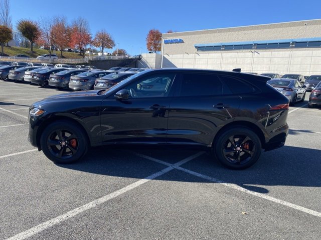 Used 2023 Jaguar F-PACE S image 4