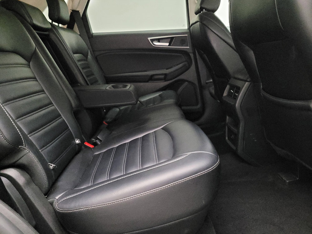 Used 2023 Ford Edge SEL image 19