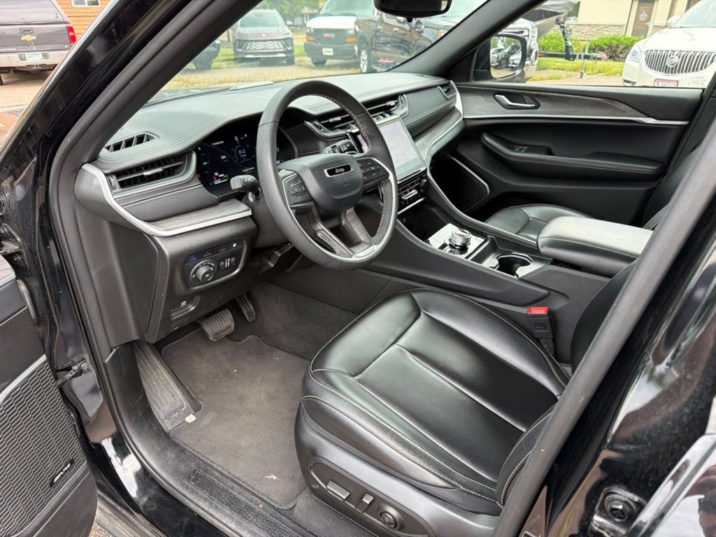 Used 2024 Jeep Grand Cherokee Limited 4xe AWD/4WD image 10