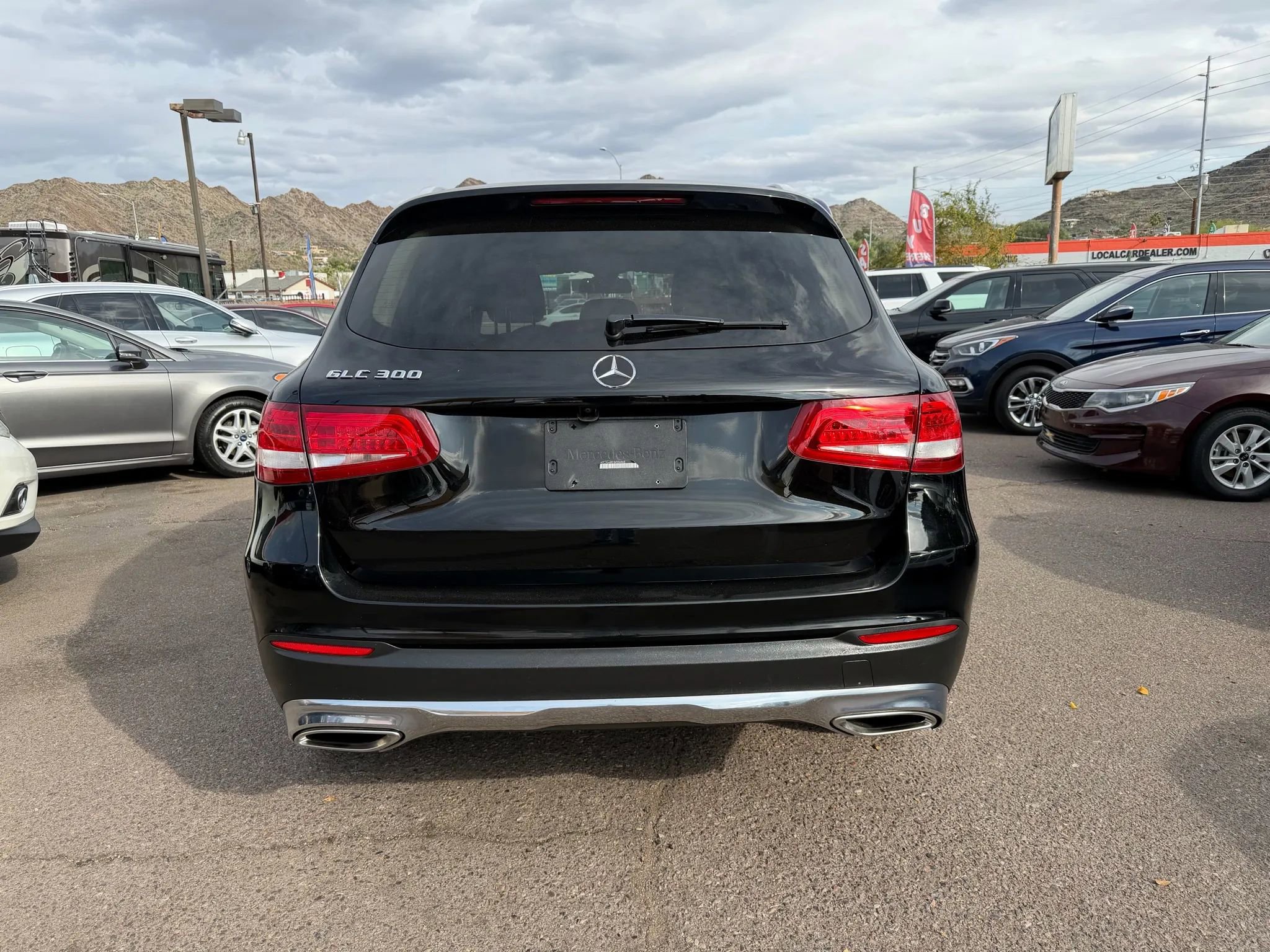 Used 2018 Mercedes-Benz GLC 300 w/ Premium Package image 6
