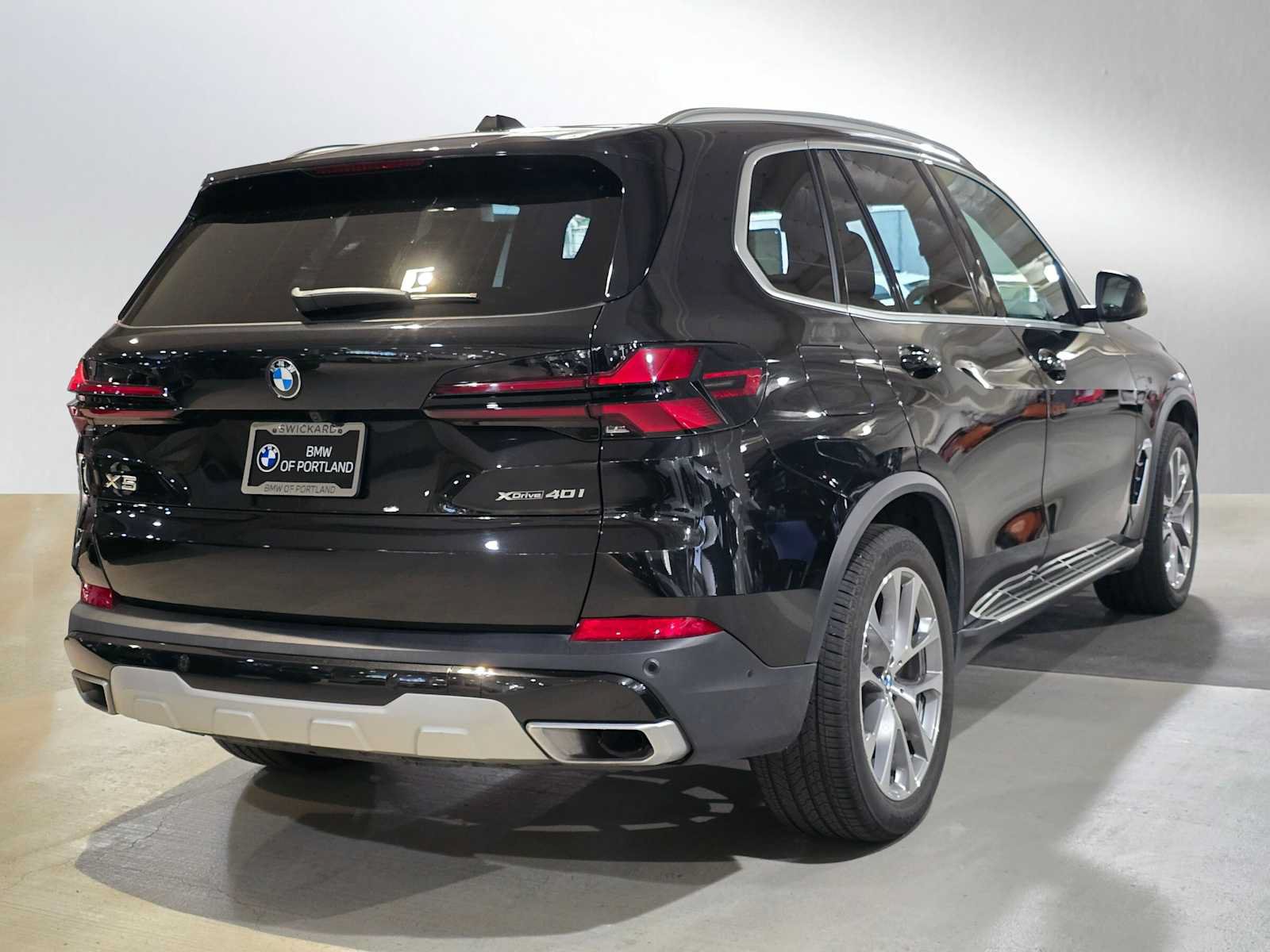 Used 2026 BMW X5 xDrive40i w/ Climate Comfort Package AWD/4WD image 3