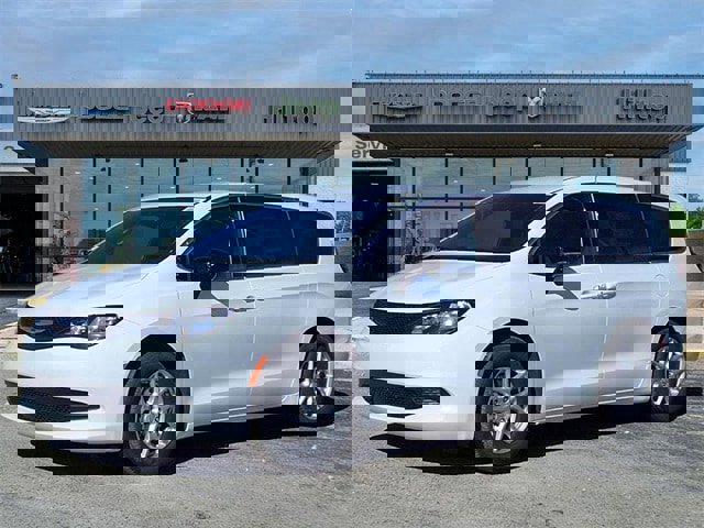 New 2026 Chrysler Voyager LX