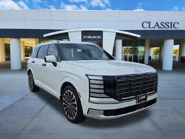 Used 2026 Hyundai Palisade Calligraphy FWD image 2