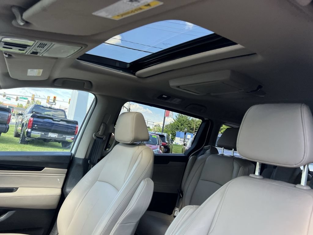 Used 2023 Honda Odyssey Touring image 24