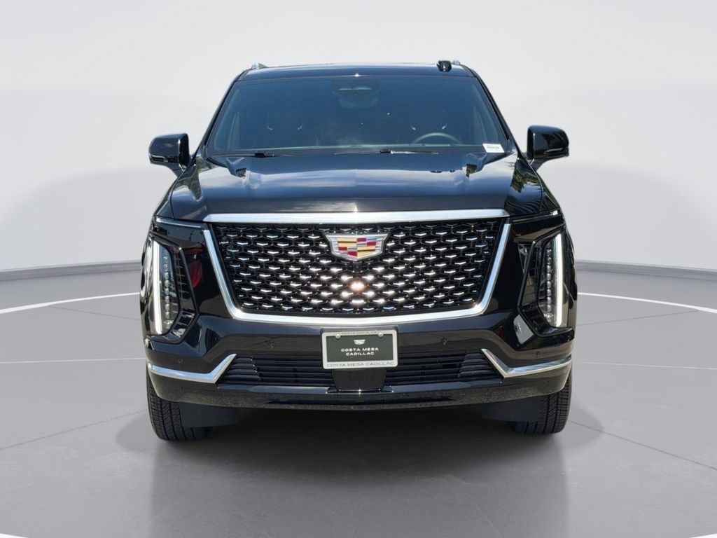 Certified 2026 Cadillac Escalade ESV Luxury RWD image 2