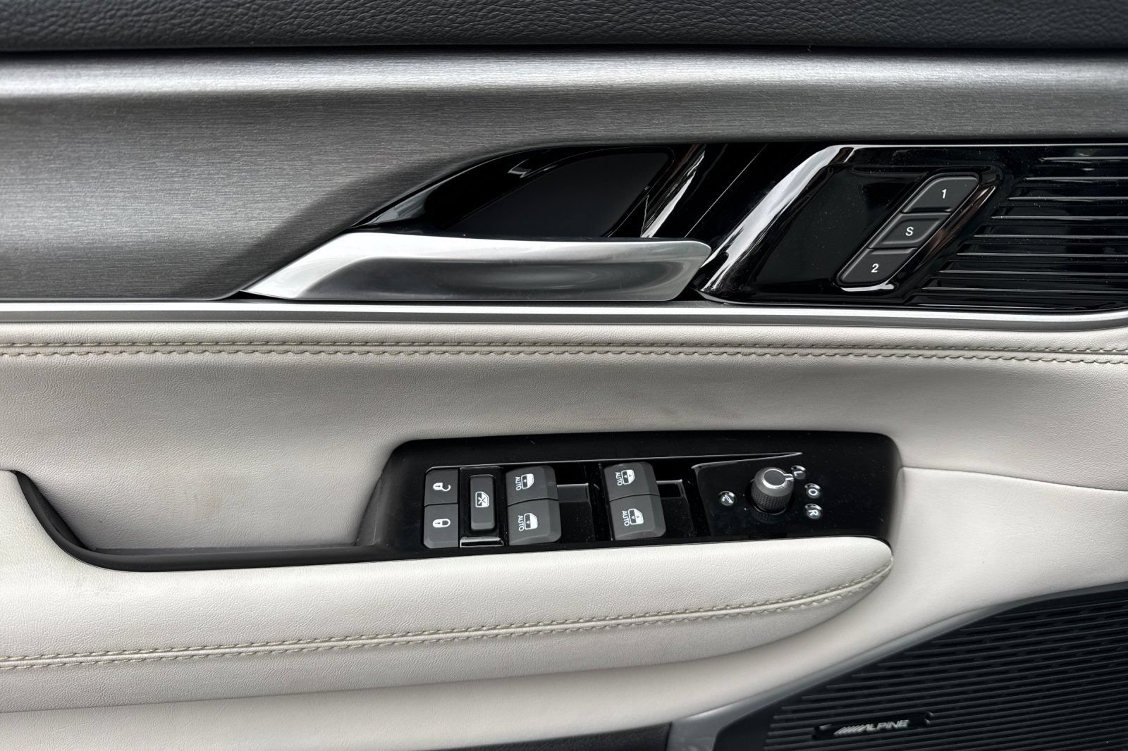 New 2026 Jeep Grand Wagoneer Limited AWD/4WD image 10