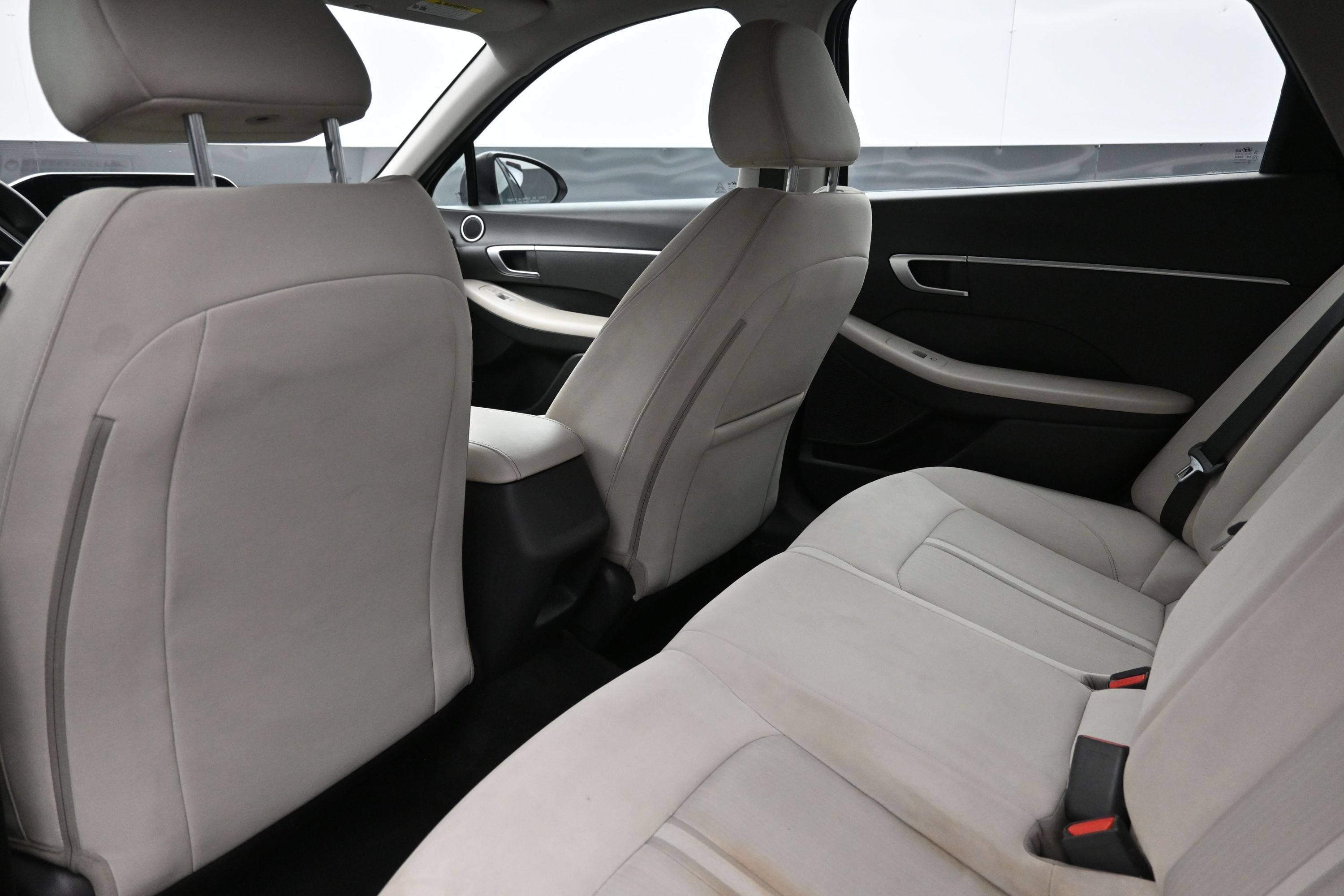 Certified 2023 Hyundai Sonata SE w/ Cargo Package FWD image 21