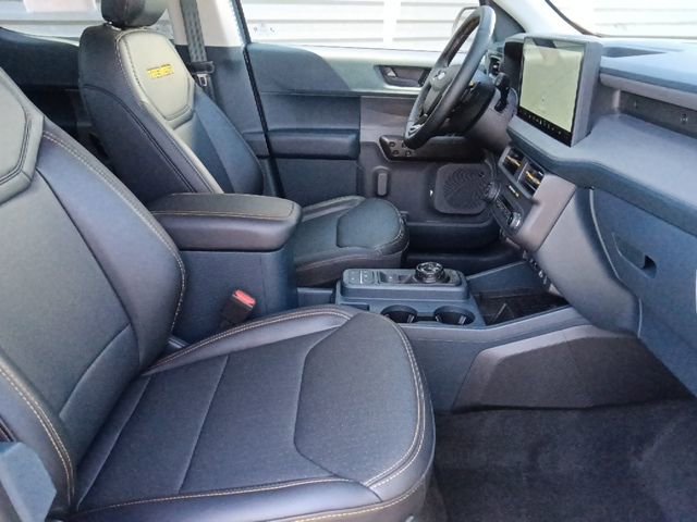 Certified 2025 Ford Maverick Tremor image 31