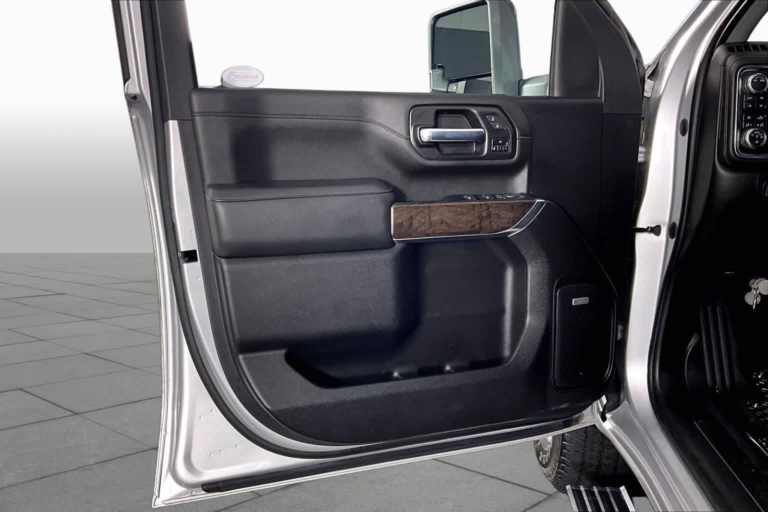Used 2023 GMC Sierra 2500 Denali w/ Denali Ultimate Package AWD/4WD image 20