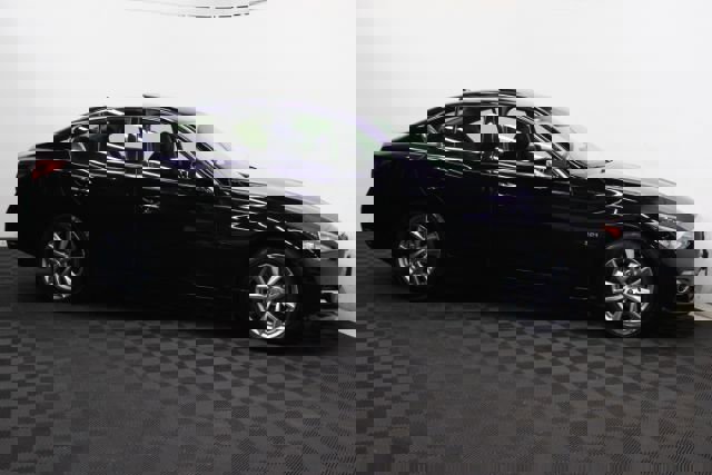 Used 2016 INFINITI Q50 Premium w/ Driver Assistance Package image 3