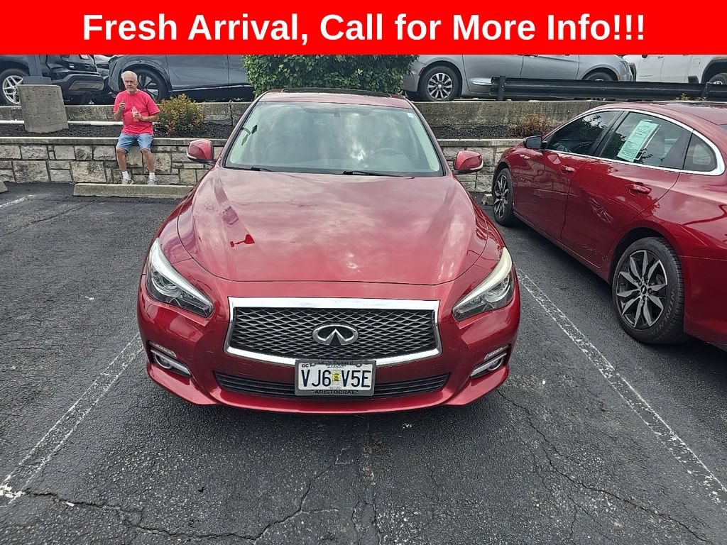 Used 2016 INFINITI Q50 Premium AWD/4WD image 2