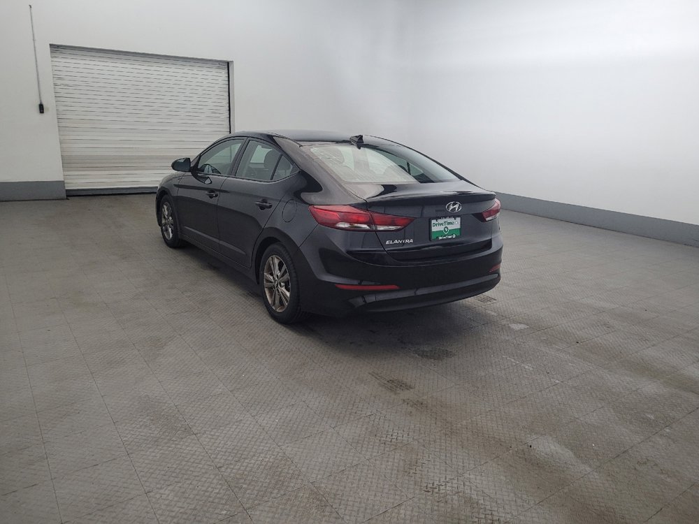 Used 2018 Hyundai Elantra SEL FWD image 5