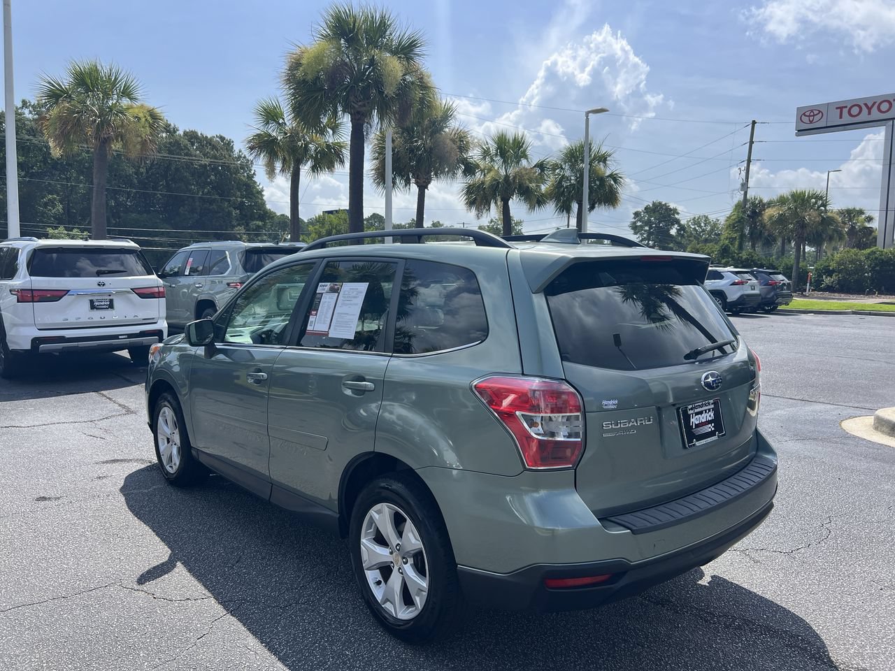 Used 2016 Subaru Forester 2.5i Limited AWD/4WD image 8