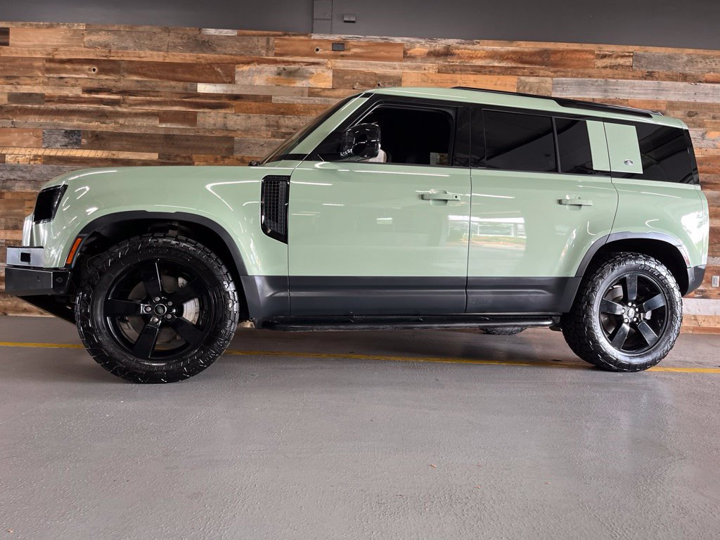Used 2023 Land Rover Defender 110 75th Limited Edition AWD/4WD image 30