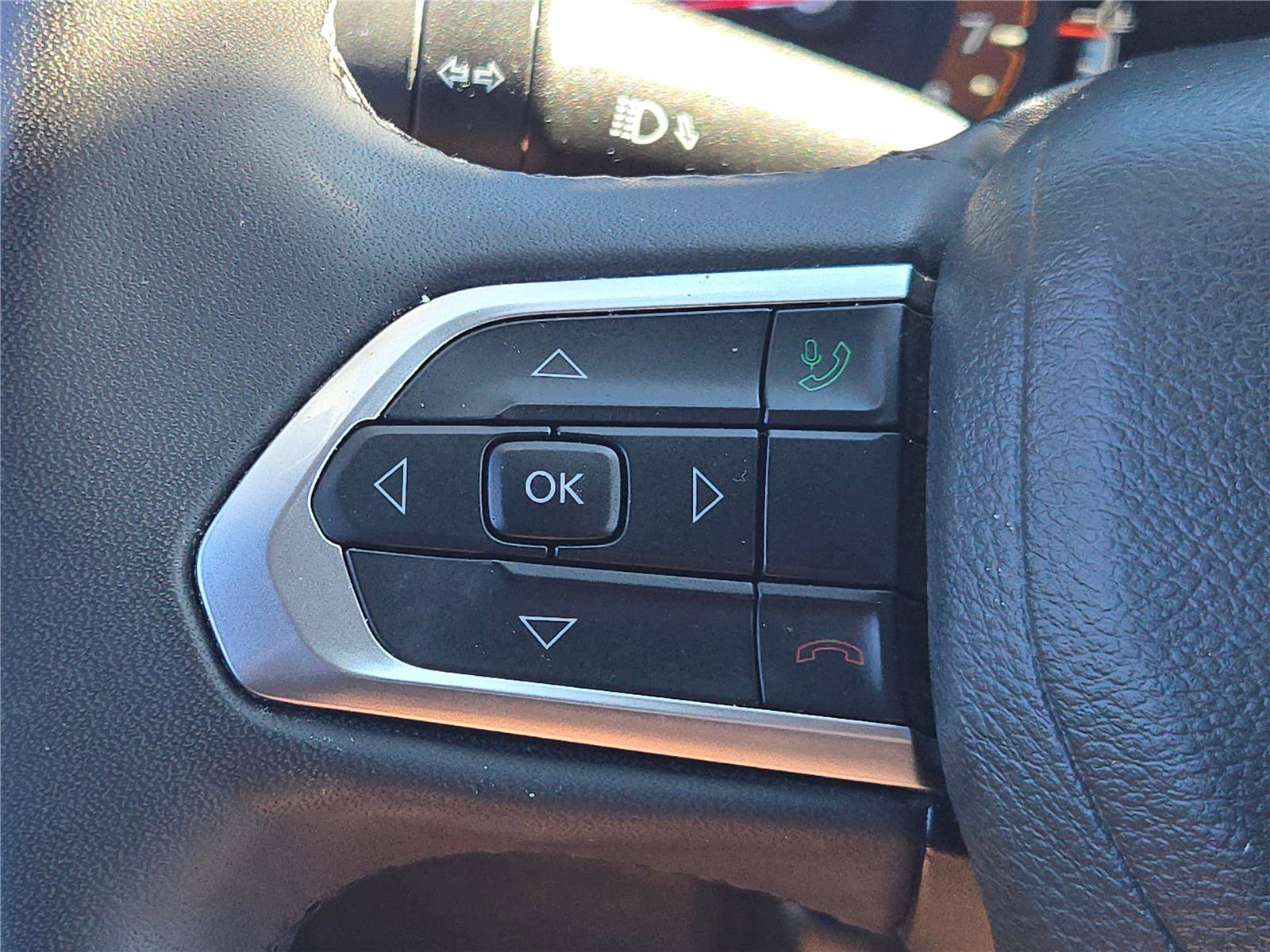 Certified 2024 Jeep Compass Limited AWD/4WD image 33
