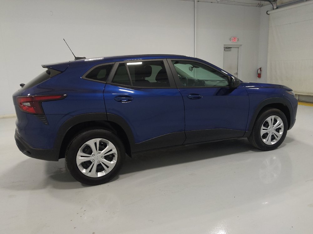 Used 2024 Chevrolet Trax LS FWD image 10