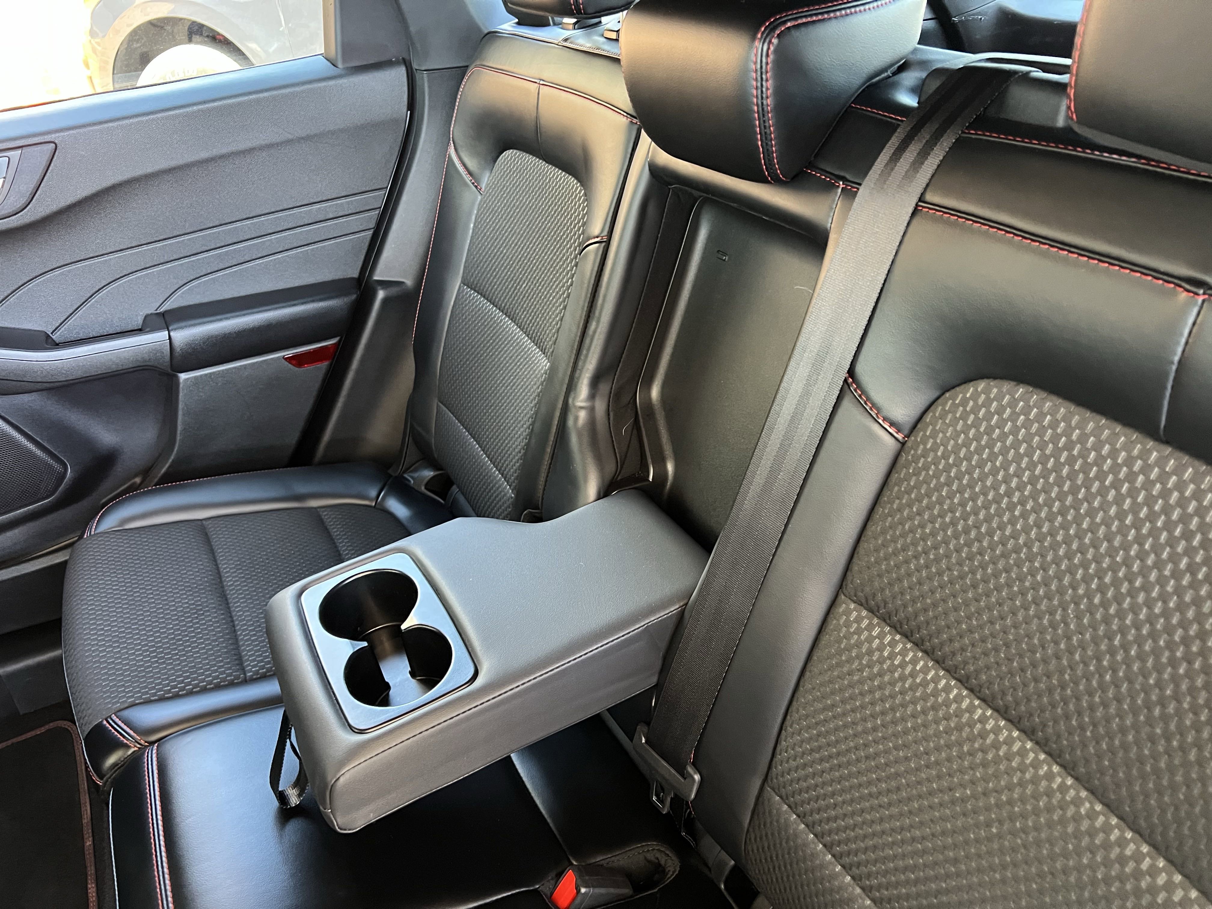 Used 2023 Ford Escape ST-Line image 16