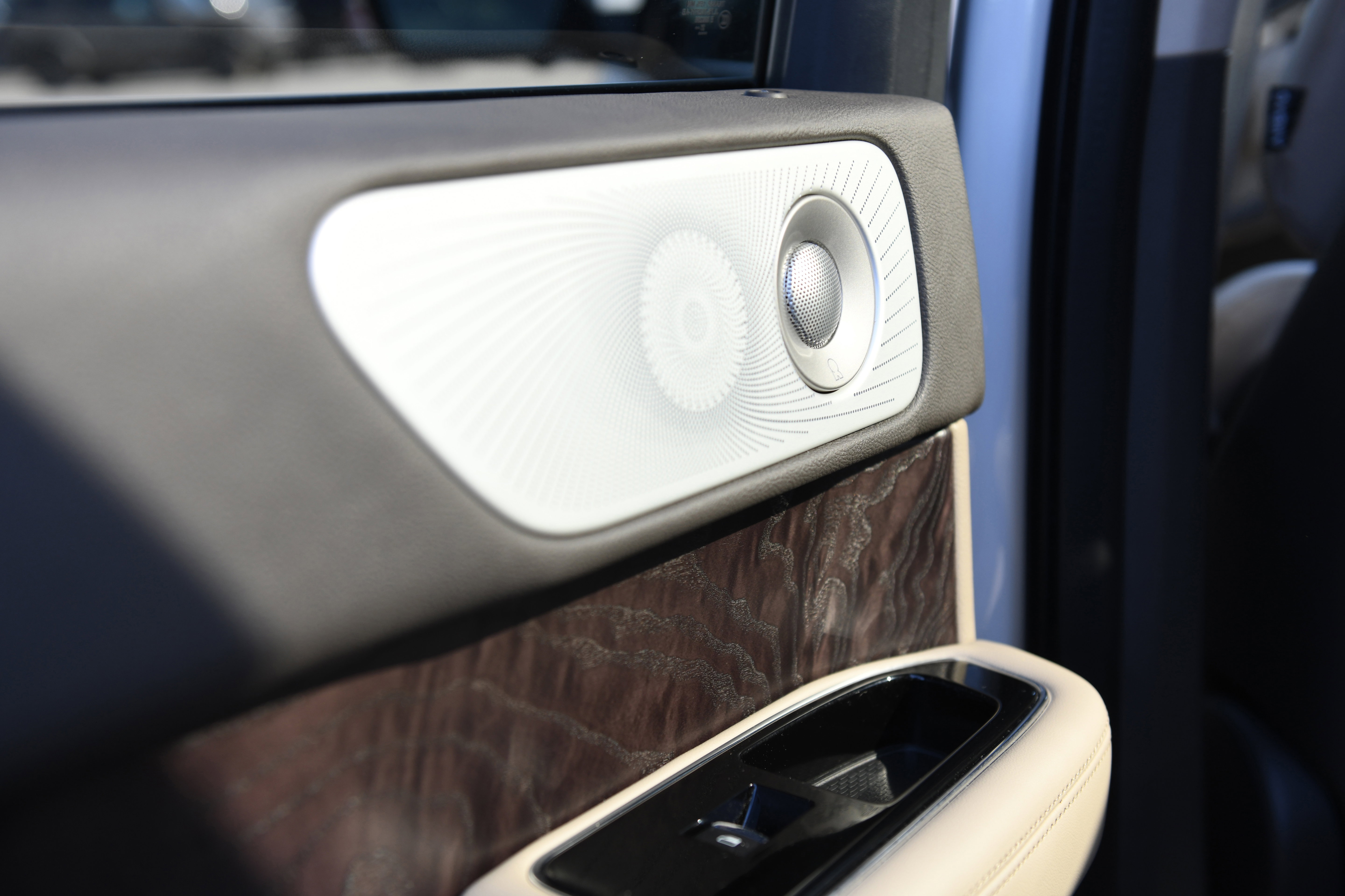 Used 2022 Lincoln Navigator Reserve AWD/4WD image 15
