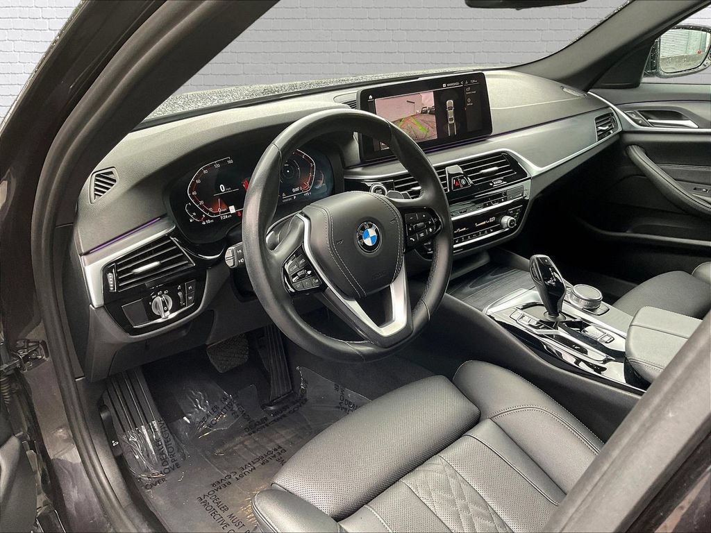 Used 2022 BMW 530i w/ Convenience Package RWD image 15