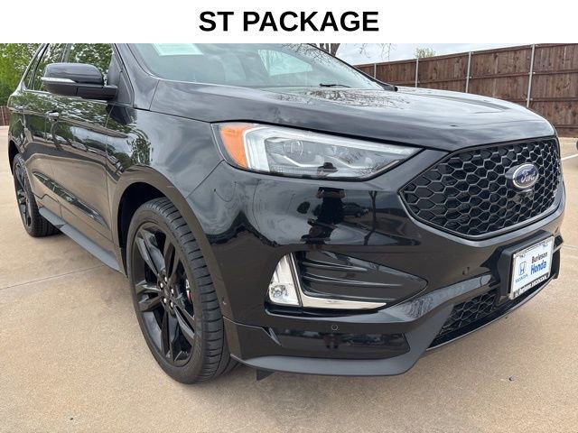 Used 2022 Ford Edge ST w/ Equipment Group 401A image 2