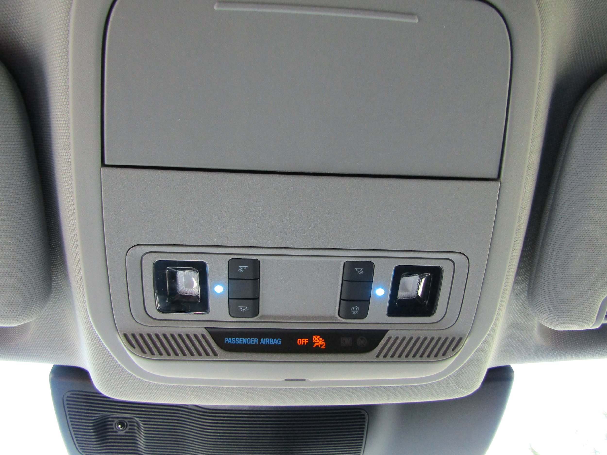 Used 2024 Ford Explorer XLT w/ Equipment Group 202A AWD/4WD image 27