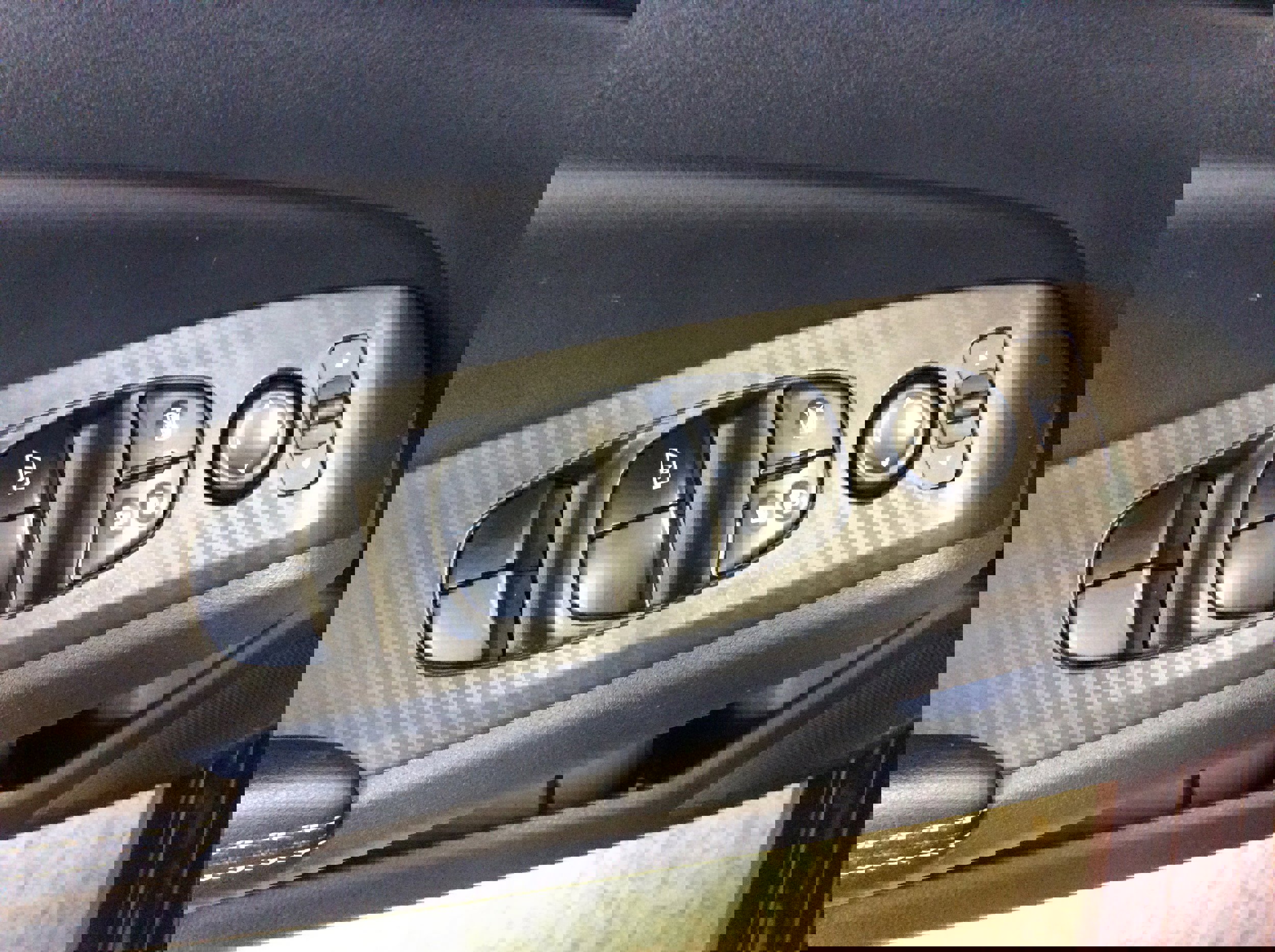 Used 2024 Nissan Altima 2.5 SV image 12