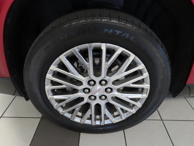 Used 2024 GMC Acadia Denali image 15