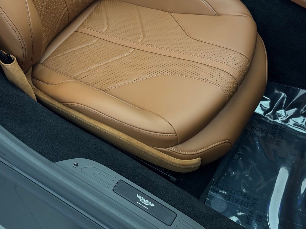 New 2026 Aston Martin V8 Vantage Roadster image 53