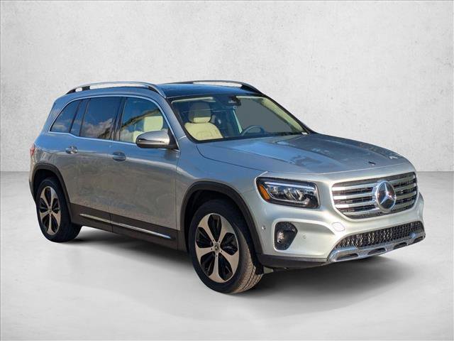 New 2026 Mercedes-Benz GLB 250 4MATIC image 7