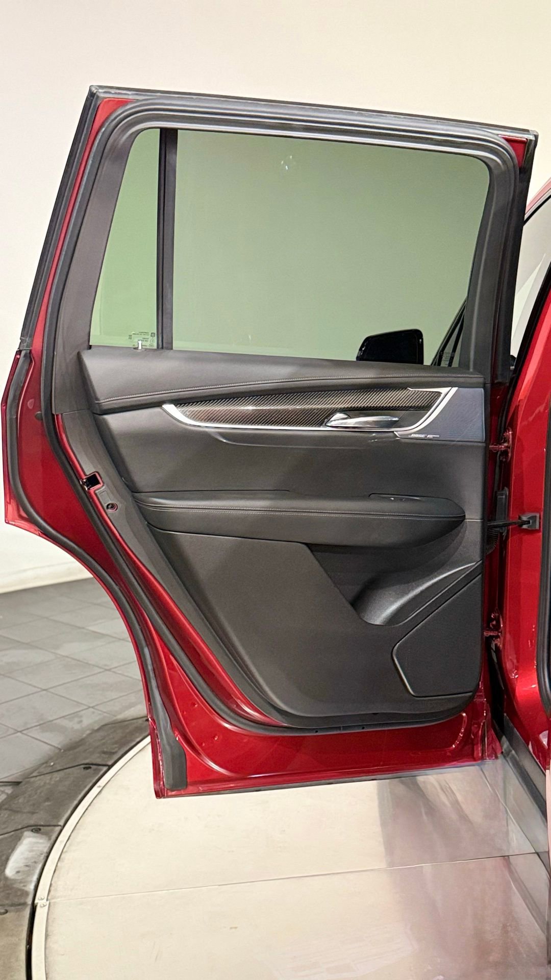 Used 2023 Cadillac XT6 Sport image 41