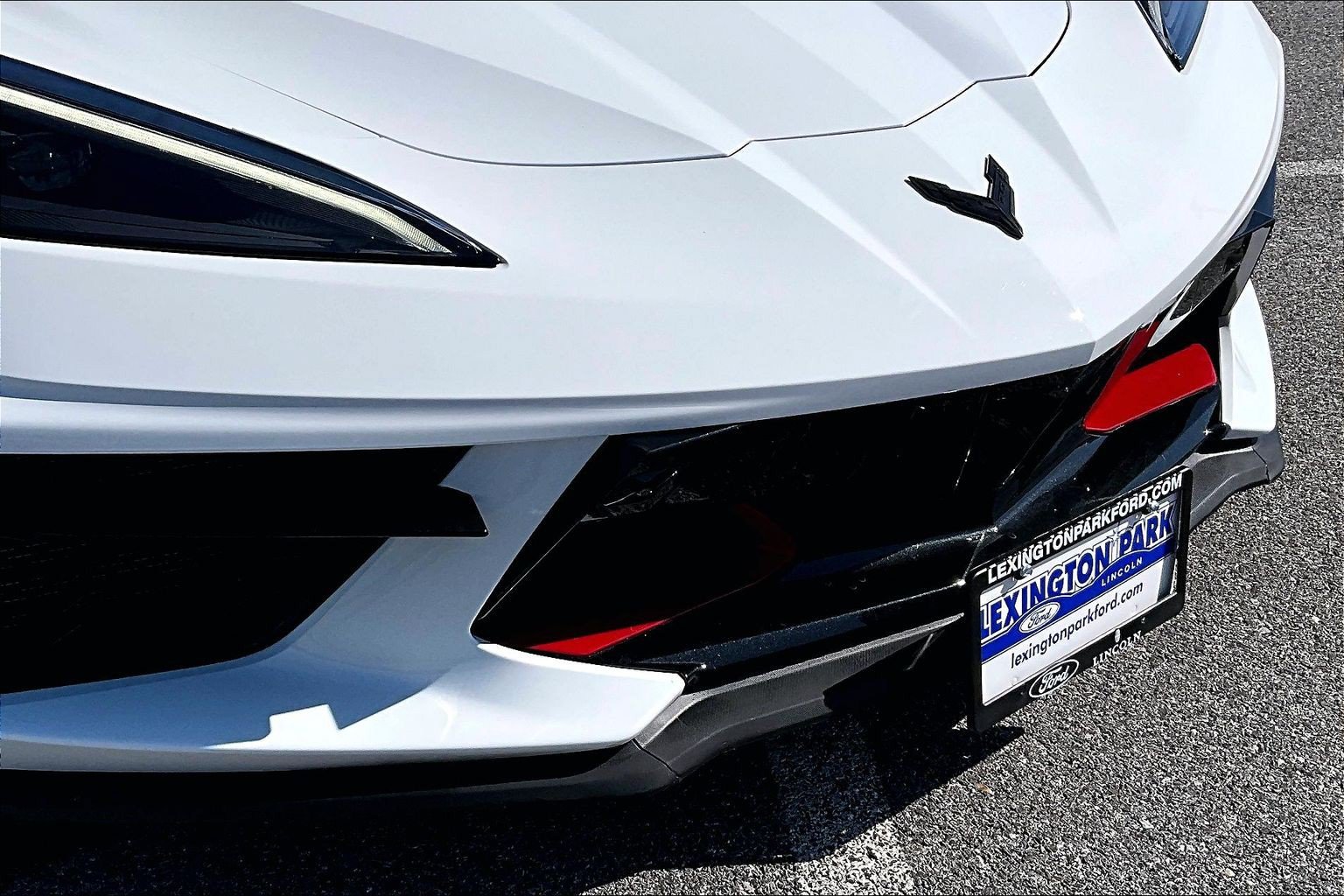 Used 2022 Chevrolet Corvette Stingray Preferred Cpe w/ Engine Appearance Package RWD image 31