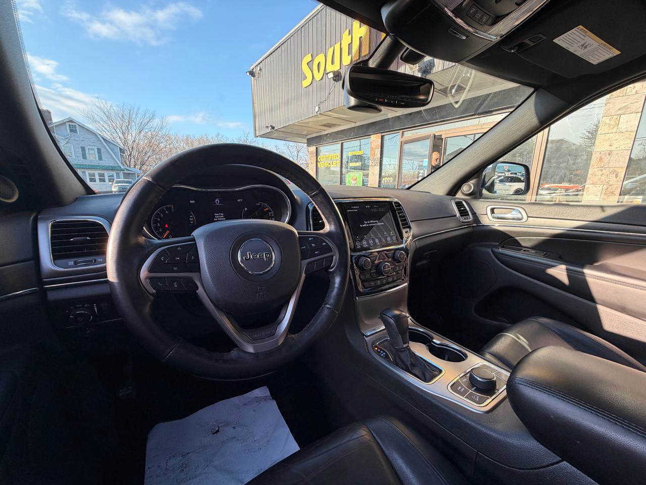 Used 2021 Jeep Grand Cherokee Limited AWD/4WD image 11
